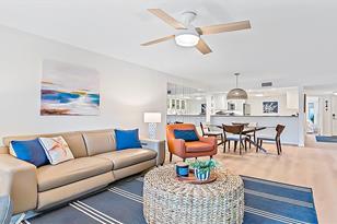 1204 Siesta Bayside Dr, Sarasota, FL 34242 - Photo 8