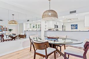 1204 Siesta Bayside Dr, Sarasota, FL 34242 - Photo 6