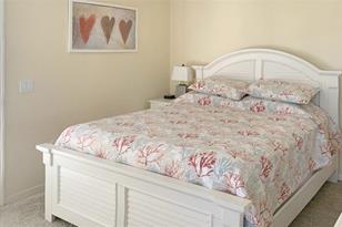 1305 Siesta Bayside Dr, Sarasota, FL 34242 - Photo 10