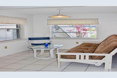 1351 Siesta Bayside Drive #1351-D, Sarasota, FL 34242 - Photo 8