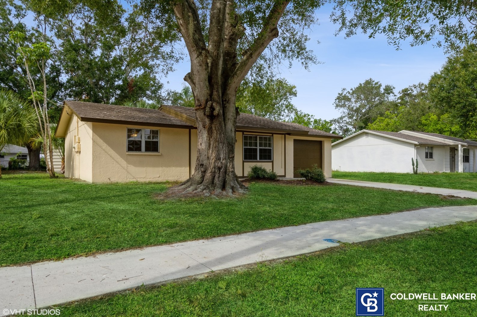 2928 Java Plum Ave, Sarasota, FL 34232-5428