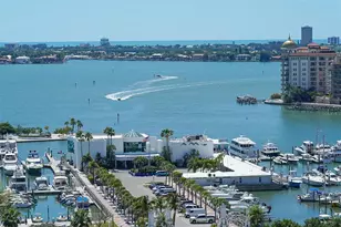 301 Quay Commons Dr, Sarasota, FL 34236 - Photo 48