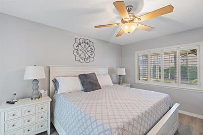 1374 Siesta Bayside Drive #1374-D, Sarasota, FL 34242 - Photo 18