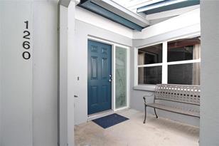 1260 Siesta Bayside Dr, Sarasota, FL 34242 - Photo 4