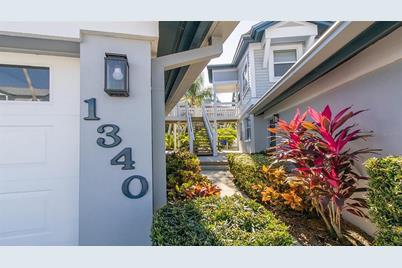 1340 Siesta Bayside Drive #1340-C, Sarasota, FL 34242 - Photo 2
