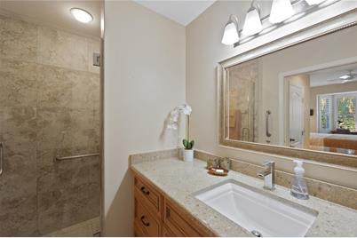 9611 Castle Point Drive #915, Sarasota, FL 34238 - Photo 18