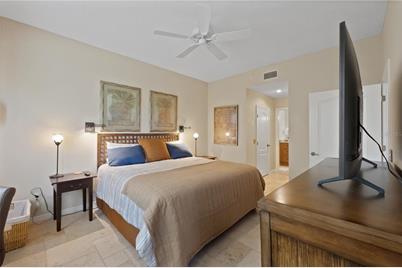 9611 Castle Point Drive #915, Sarasota, FL 34238 - Photo 16