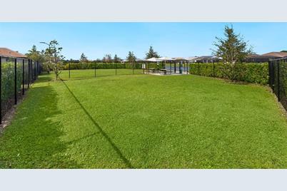 17822 Cresswind Terrace, Lakewood Ranch, FL 34211 - Photo 52