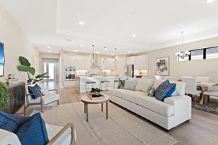 17822 Cresswind Ter, Lakewood Ranch, FL 34211 - Photo 2