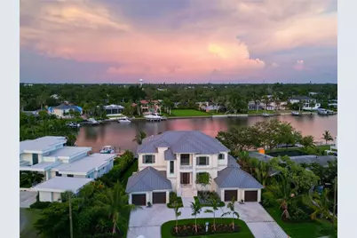 3621 San Remo Terrace, Sarasota, FL 34239 - Photo 2