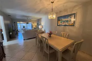 2666 Woodgate Ln, Sarasota, FL 34231 - Photo 8