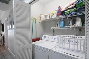 1339 Siesta Bayside Dr, Sarasota, FL 34242 - Photo 30