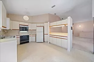 1654 Starling Dr, Sarasota, FL 34231 - Photo 18