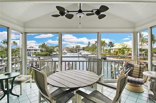 1343 Siesta Bayside Dr, Sarasota, FL 34242 - Photo 20