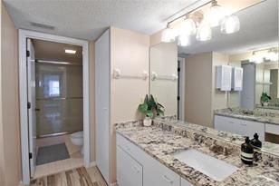 1328 Siesta Bayside Dr, Sarasota, FL 34242 - Photo 22