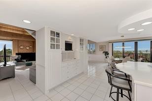 4900 Ocean Blvd, Sarasota, FL 34242 - Photo 8