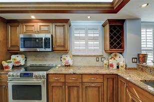 5740 Midnight Pass Rd - Photo 12