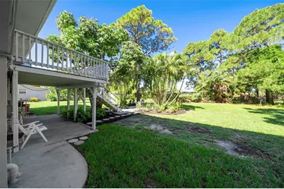 307 Winfield Way, Nokomis, FL 34275 - Photo 6