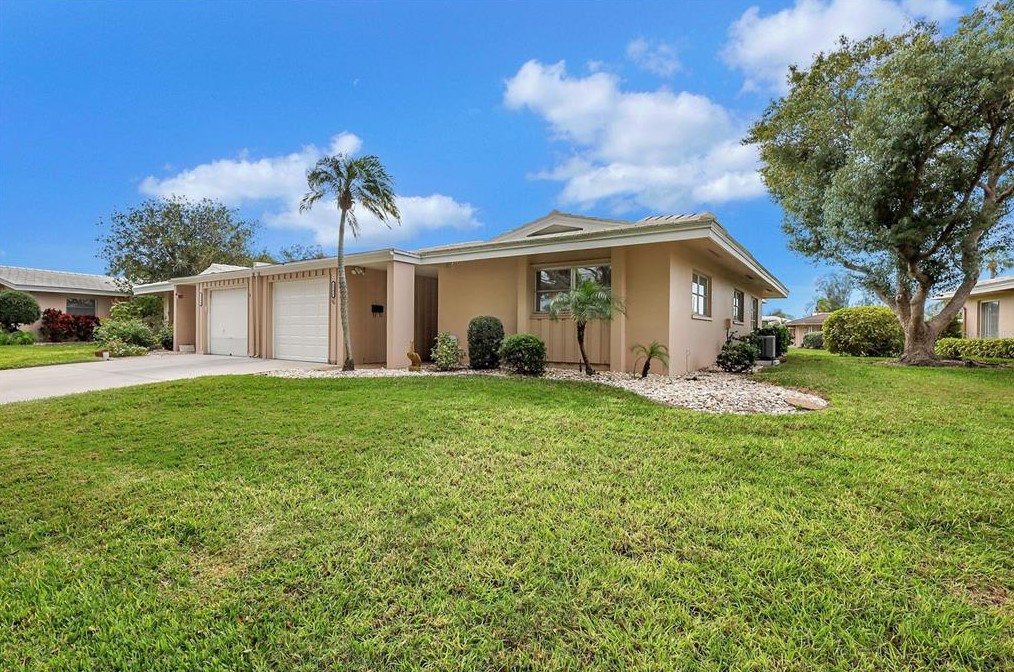 3352 Dartmouth Ln #1008, Sarasota, FL 34239