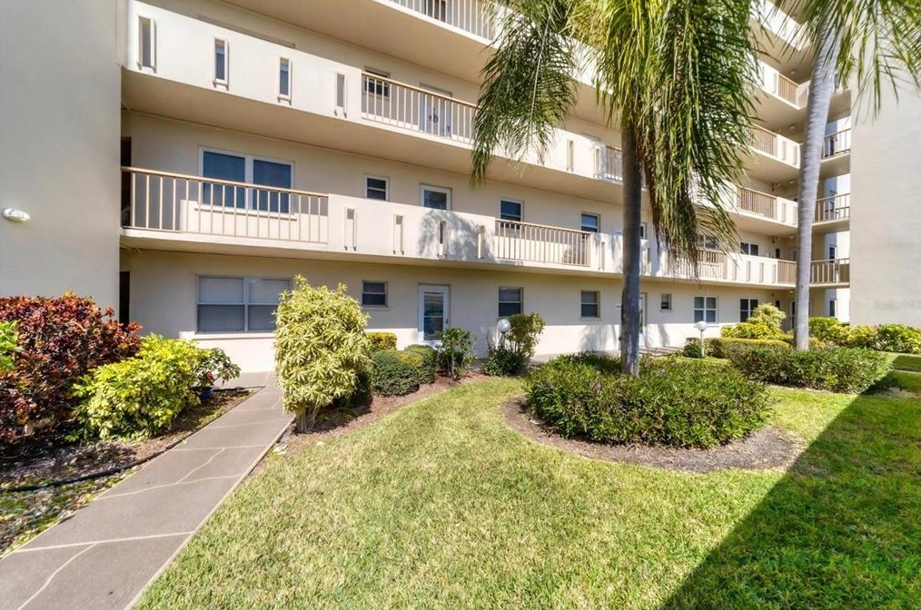 3680 Ironwood Cir #104l, Bradenton, FL 34209