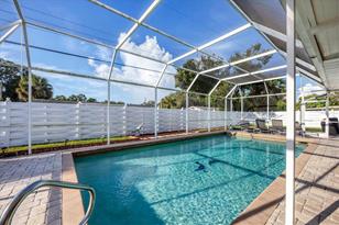 3126 Bougainvillea St, Sarasota, FL 34239 - Photo 22