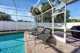 3126 Bougainvillea St, Sarasota, FL 34239 - Photo 26