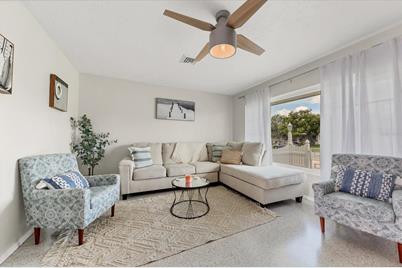 3126 Bougainvillea Street, Sarasota, FL 34239 - Photo 6