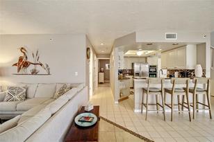 1366 Siesta Bayside Dr, Sarasota, FL 34242 - Photo 24