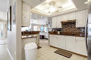 1366 Siesta Bayside Dr, Sarasota, FL 34242 - Photo 38