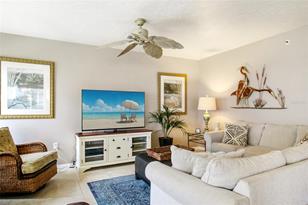 1366 Siesta Bayside Dr, Sarasota, FL 34242 - Photo 20