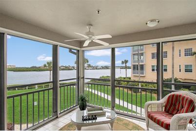 1366 Siesta Bayside Drive #1366-F, Sarasota, FL 34242 - Photo 16