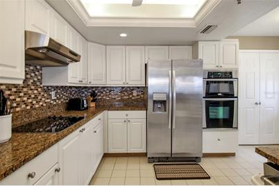 1366 Siesta Bayside Drive #1366-F, Sarasota, FL 34242 - Photo 36