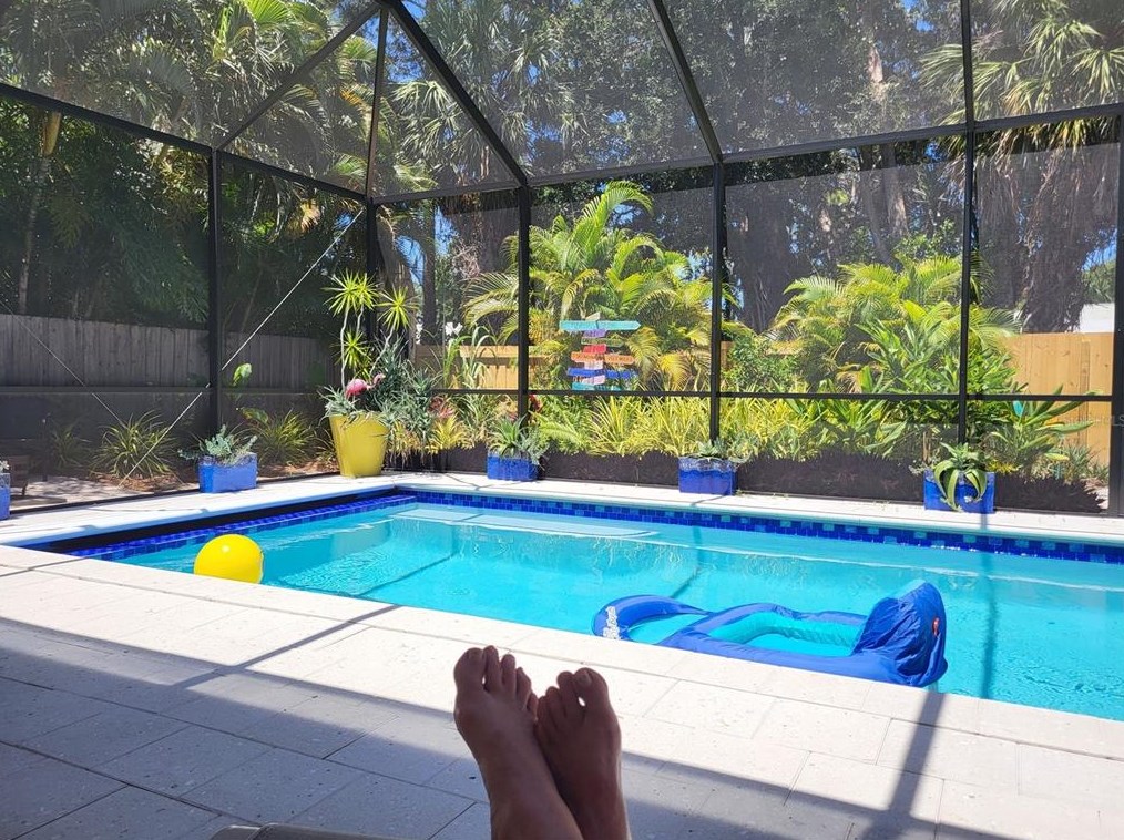 5875 Wildwood Ave, Sarasota, FL 34231-3135