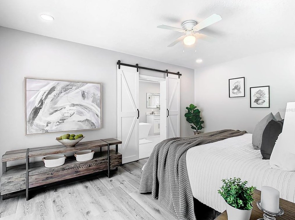 6123 111th Ave, Tampa FL  33617-3129 exterior