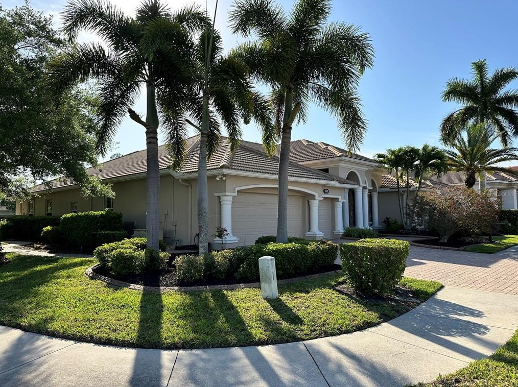 7060 Scrub Jay Dr, Sarasota, FL 34241-5224