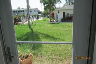 1532 Leisure Dr - Photo 4