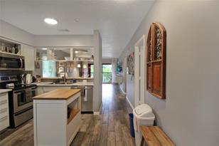 2124 N Tamiami Trl, Sarasota, FL 34234 - Photo 4