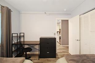 2124 N Tamiami Trl, Sarasota, FL 34234 - Photo 12