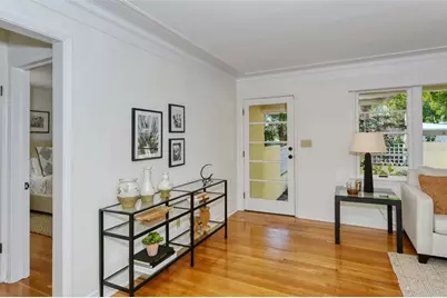 1747 Waldemere Street, Sarasota, FL 34239 - Photo 10