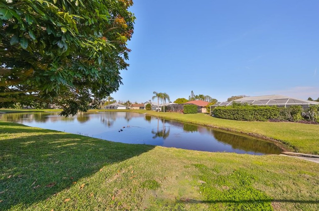 5716 29th St E, Bradenton, FL 34203