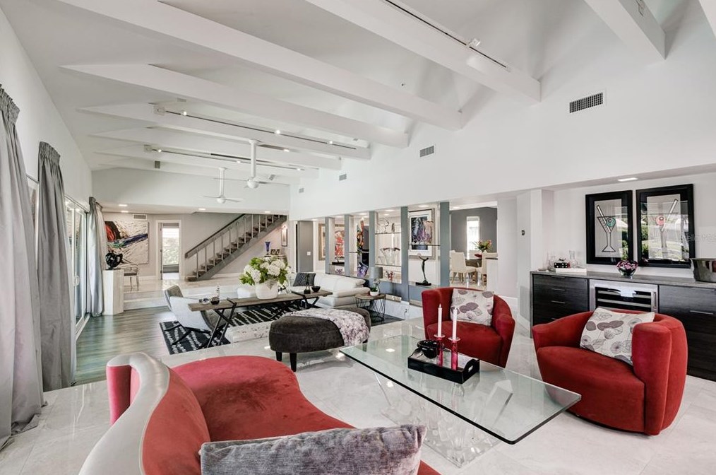 414 Mdw Lark Dr, Sarasota FL 34236-1902 exterior