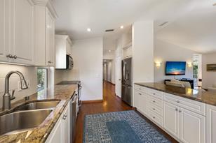 710 Penfield St - Photo 10