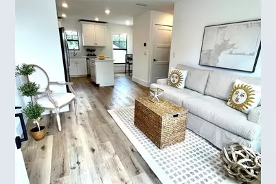 806 S Jefferson Avenue #1, Sarasota, FL 34237 - Photo 2