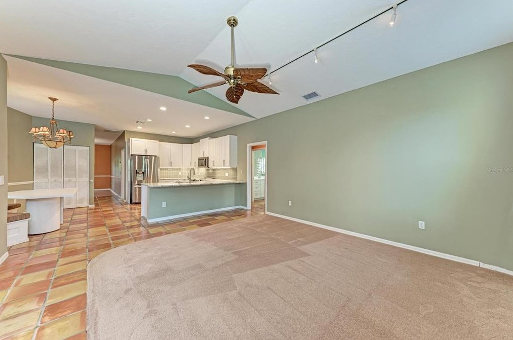 307 Bayside Pkwy, Nokomis FL 34275-3428 exterior