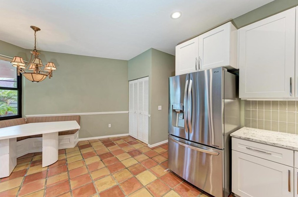 307 Bayside Pkwy, Nokomis FL 34275-3428 exterior