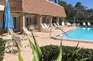 1310 Glen Oaks Dr E, Sarasota, FL 34232 - Photo 22