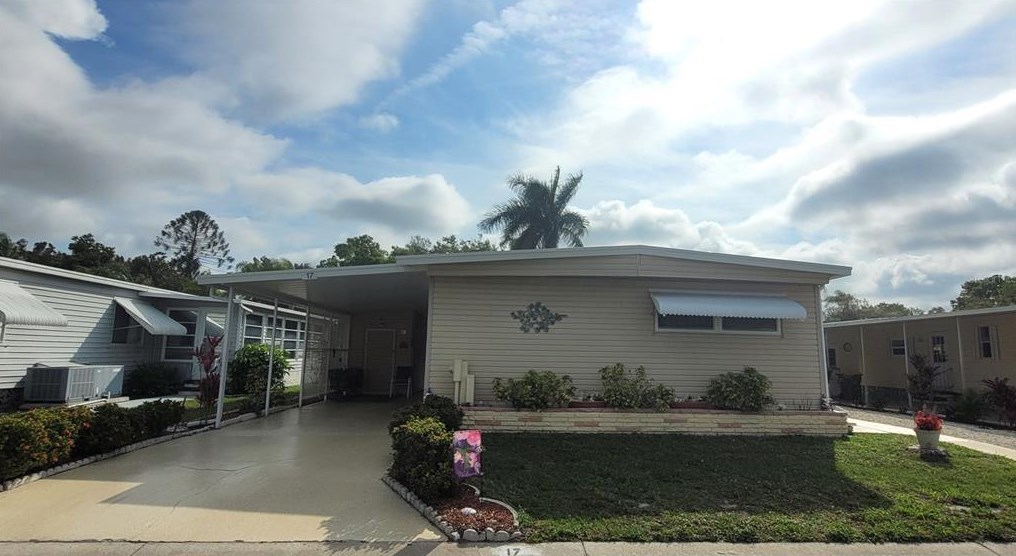 17 White Oak Terrace, Sarasota, FL 34237