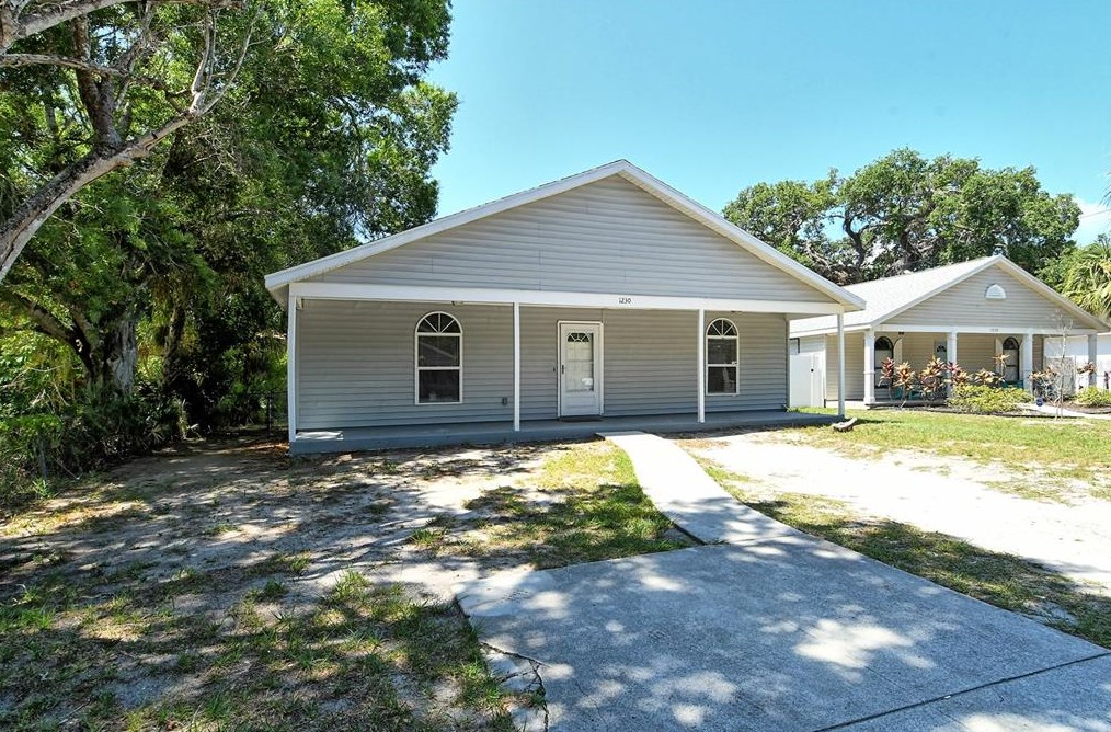 1230 34th St, Sarasota, FL 34234-5937