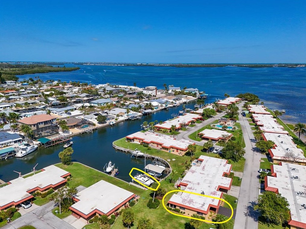 3878 Catalina Dr, Bradenton, FL 34210-1409