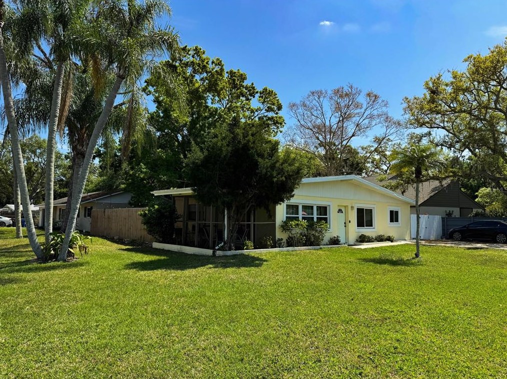 5327 S Lockwood Ridge Rd, Sarasota, FL 34231